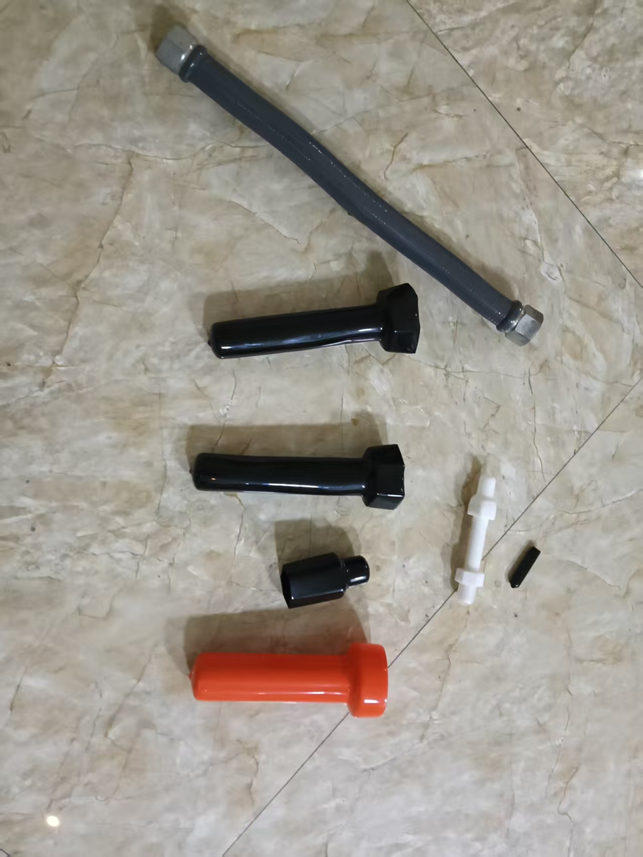 VCI 缝隙及螺栓波纹管腐蚀静电防护